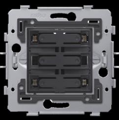 Niko   Steckdosen 45x45 - PUSHB. QUADR. 24V+LED 
