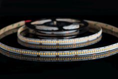 Rutec LED Flexband Flex.LEDStrip,24V,Innen,4000K CRI80 VARDAflex Quantum Triple - 5 M-Ro / EEK: E 